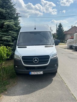 Predam Mercedes Sprinter model 907 - 2