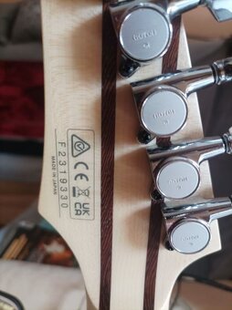 Elektrická gitara Ibanez RG 5320C - PW Prestige - 2