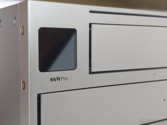 Ubiquiti NVR-Pro - UniFi Network Video Recorder Pro 10Gbps - 2