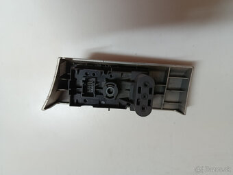 vypinac svetiel opel astra h 13100136 20€ - 2