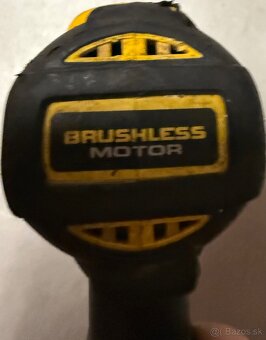 Dewalt aku priklepova skrutkovacka - 2