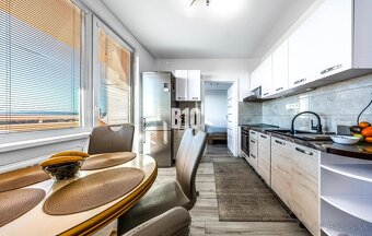 SENEC NA DLANI V TOMTO PREROBENOM 3 IZBOVOM BYTE NA J. JESEN - 2