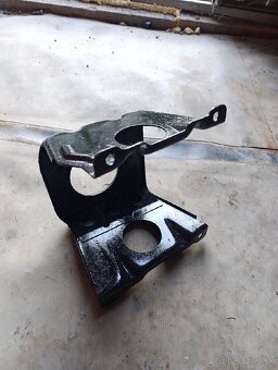 Suzuki vitara 1.6 držiak rezervy - 2