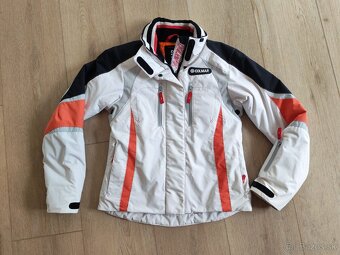 Kvalitná lyžiarská bunda - 2