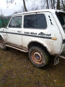 Lada Niva 1.6 rozpredam - 2