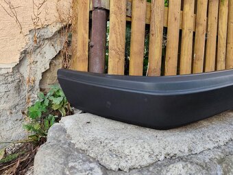 Prava polka nárazníka škoda - 2