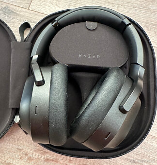 Razer Barracuda Pro - 2