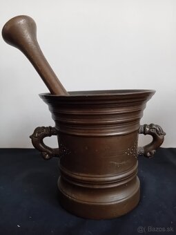 Bronzové staré mažiare - 2