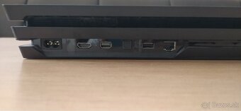 Predám PS4 PRO - 2