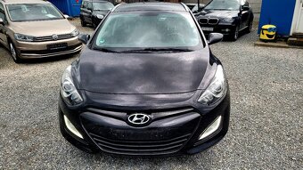 Hyundai i30 1.6i MPI DOHC CVVT Comfort benzín - 2