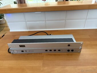 Ubiquiti USG Pro 4, Cloud Key+, Rack Mount kit - 2