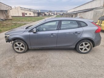 Volvo V40 D2 Kinetic, MOTOR OK, 108TKM, NOVE V SR - 2