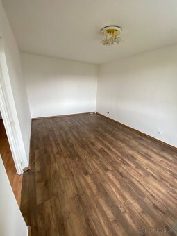 1-izbový byt - Sídlisko Západ - 40m2 - 2