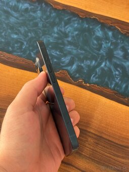 iPhone 13 128gb originalny stav - 2