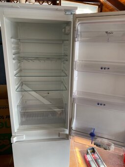 vstavana chladnicka - 2