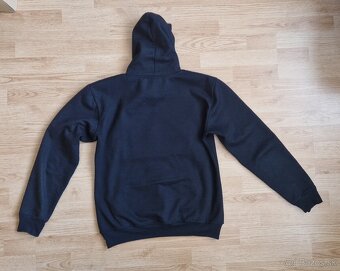 Predam mikinu Adidas - 2