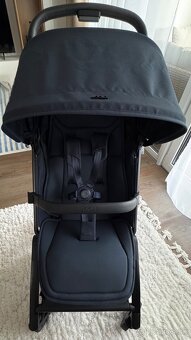 Joolz Aer 2 Dark Navy Blue s madlom ako nový v záruke. - 2