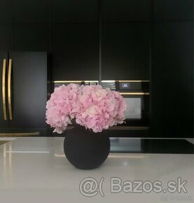 Čierna matná handmade váza “Ball” od Cooee Design - 2