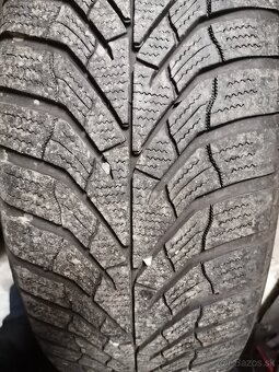 215/65 R16 zimné pneumatiky - 2