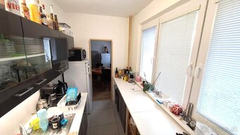 EXKLUZÍVNY PREDAJ-Prerobený 3 izb.byt s loggiou v KN - 2