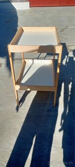 Prebaľovací pult - 2