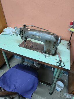 Šijací stroj závodný Minerva - 2