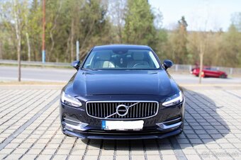 Volvo S90 - 2