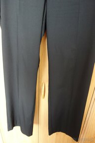 Čierne nohavice s pukmi - 2