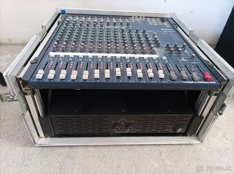 Rack s mixom a zosilňovačom - 2