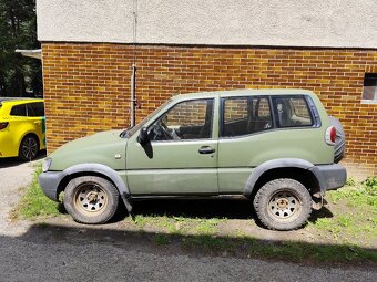 Nissan Terrano - 2