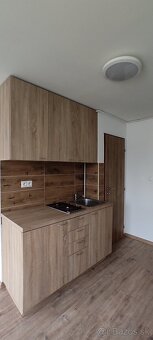 PRENAJMEM GARSÓNKU V POVAŽSKEJ BYSTRICI - 2