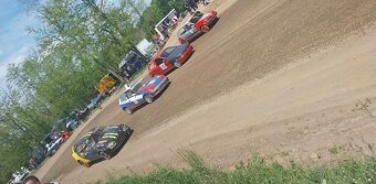 AUTOCROSS MAZDA Predám Mazdu 323f - 2