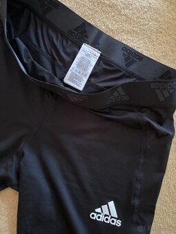 Adidas  šortky. - 2