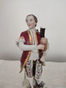 Nemecko Porcelánová soška muž značená - 2