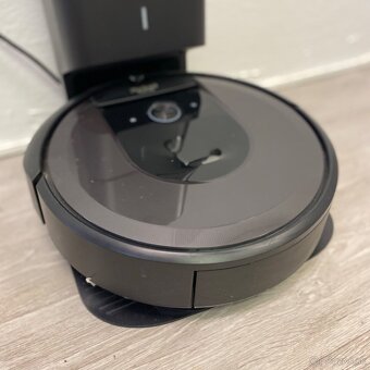 iRobot Roomba i7+, robotický vysávač, čierny - 2