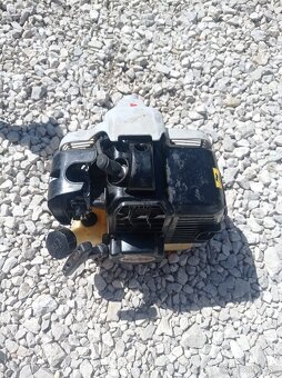 Motor z ALKO BC 4125 II na diely,opravu - 2