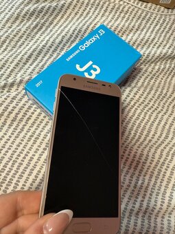 Samsung Galaxy J3 2017 - 2