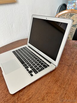MacBook Air A1466 - 2