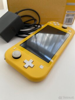 Nintendo Switch Lite - 2