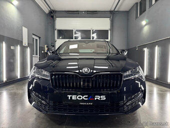 Škoda Superb Combi 2.0 TDI SCR Sportline 4x4 DSG BLACK STYLE - 2