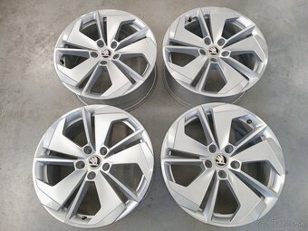 4ks ALU 5x112 R18 7,5J ET48 Original SKODA OCTAVIA 4 RS - 2