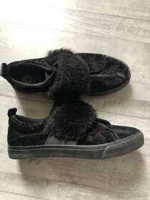 Tenisky s kozusinkou - 2