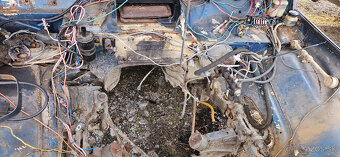 Lada Niva 1,6 motor - kolesá - diely - 2