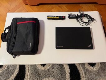 Predám zachovali notebook LENOVO E530 ThinkPad Veľkosť 15,6” - 2