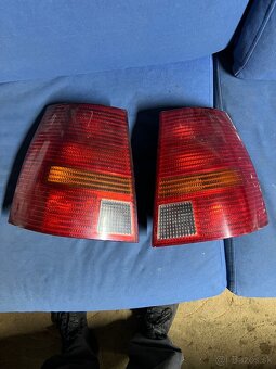 Predám zadné svetla Golf/Bora 4 kombi. - 2