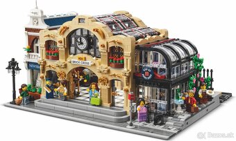 LEGO BrickLink 910034 Brick Cross Tran Station - 2