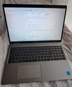 Dell Latitude 5520 - 2