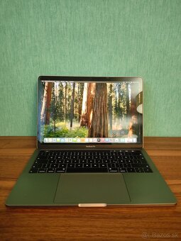 Apple MacBook Pro 2018 – i5 / 8GB / 256GB - 2
