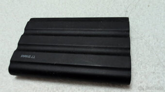 Samsung Portable SSD T7 Shield 2 TB čierny - 2
