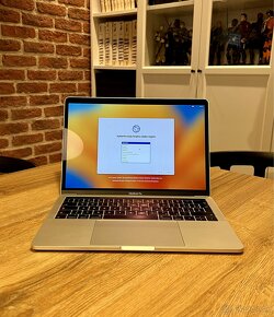Apple MacBook Pro 13” Silver 2017 - 2